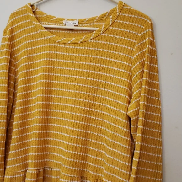 Tiffany & Grey Yellow Striped Peplum Top 3X - Picture 2 of 5